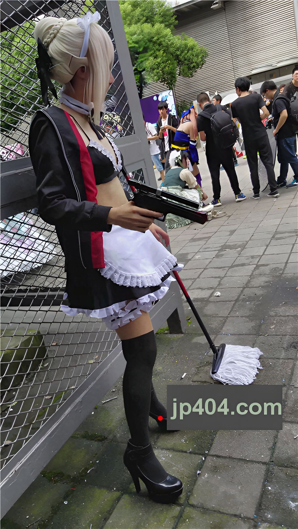 女仆装黑丝cosplay[658M/MP4]