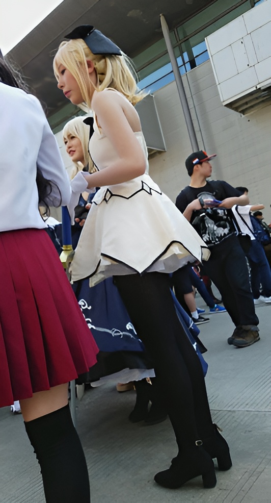 cosplay黑丝美女[648M/MP4]