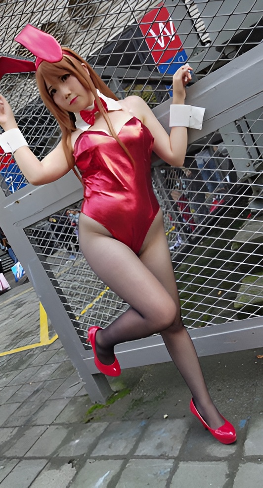 性感黑丝兔妹[592M/MP4]