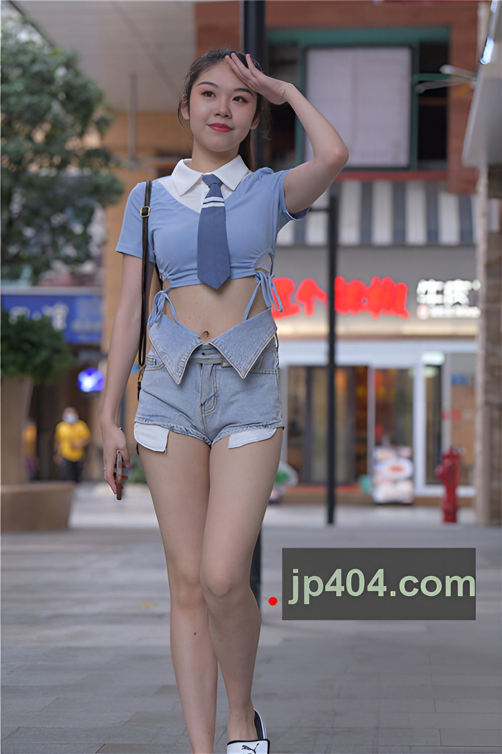 热裤小妹【套图+视频】