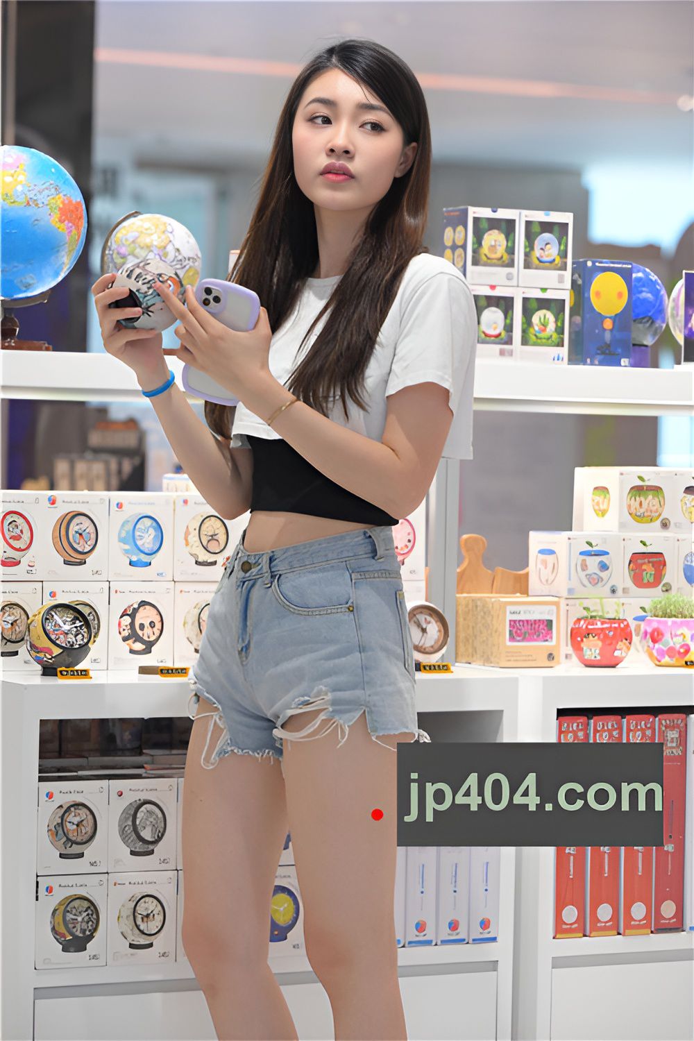 热裤-浅蓝(828P)[14.8G/JPG]