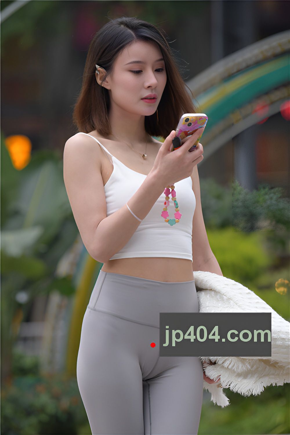 灰色瑜伽裤美女【套图+视频】