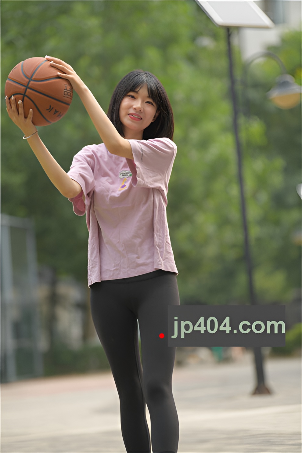 黑色瑜伽篮球课女孩【套图+视频】