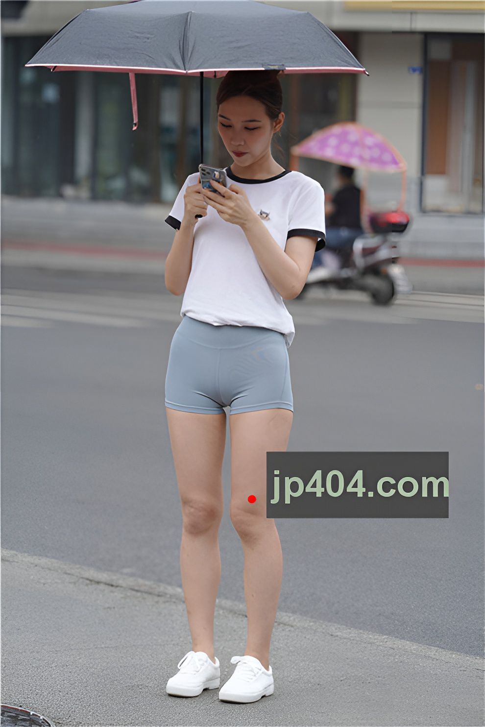 心爱的雾霾蓝热裤女孩【套图+视频】