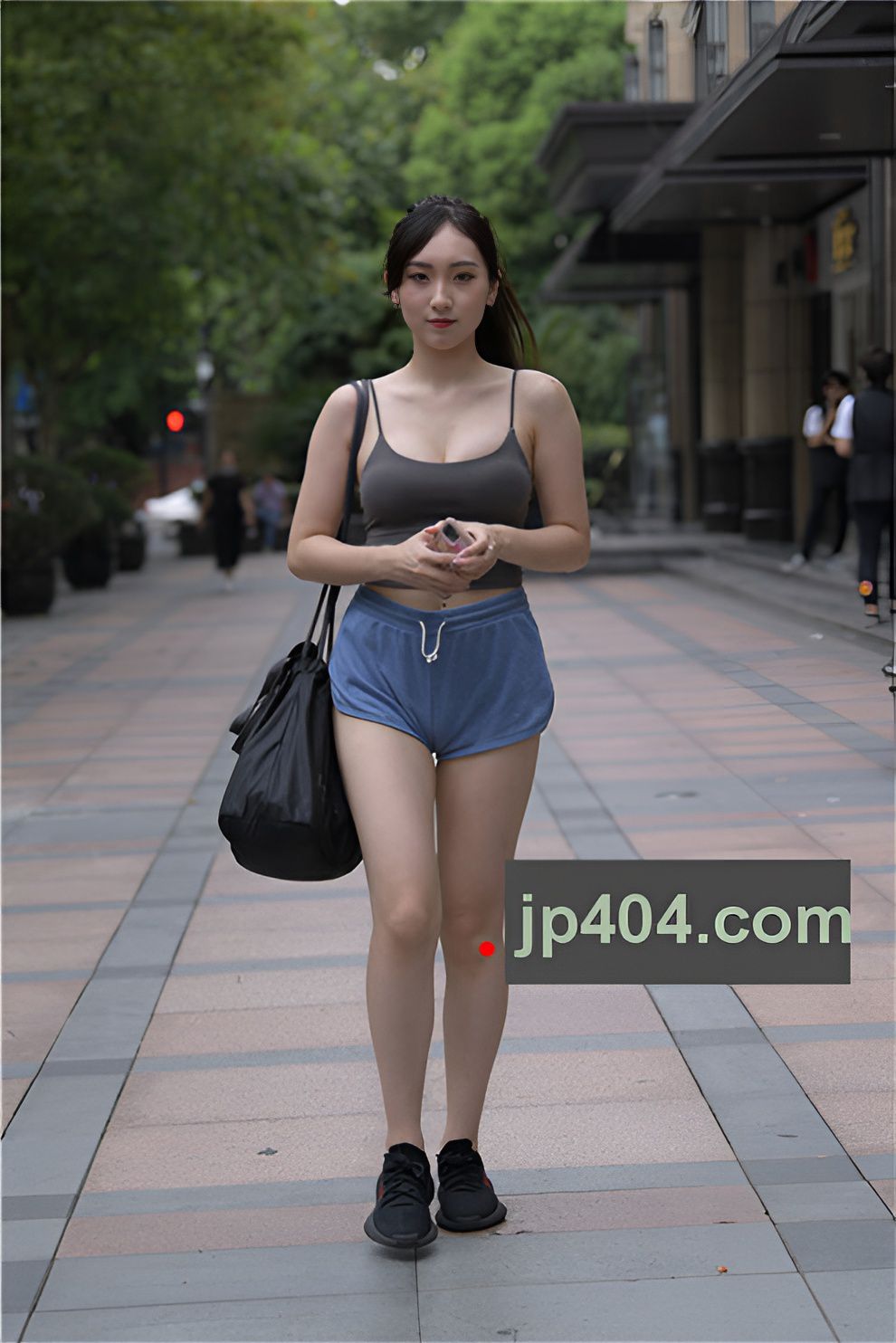 容易动情的女孩【套图+视频】