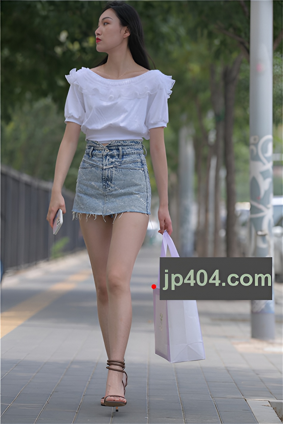 （套图二）做美甲的美女 (324P)[7.49G/JPG]