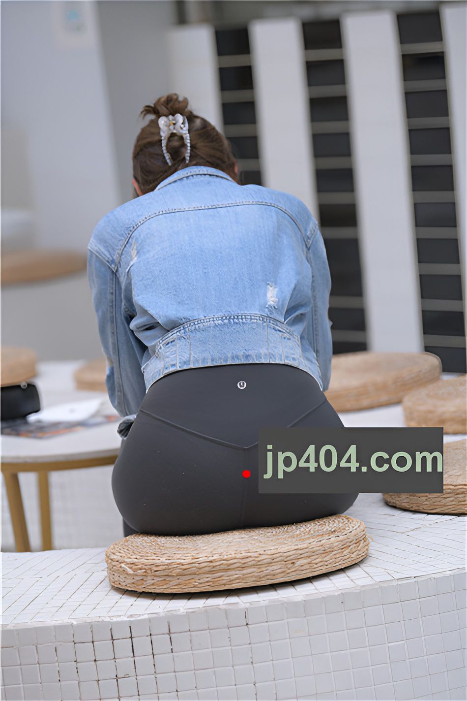 （套图二）黑色紧身瑜伽裤美女 (513P)[10.88G/JPG]