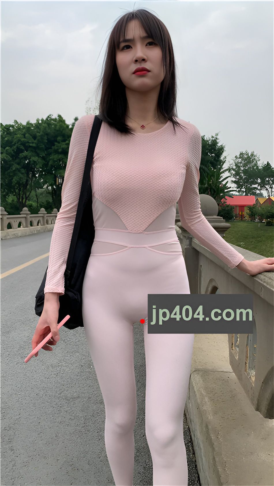 （视频）安静的美女 [11.43G/MP4]