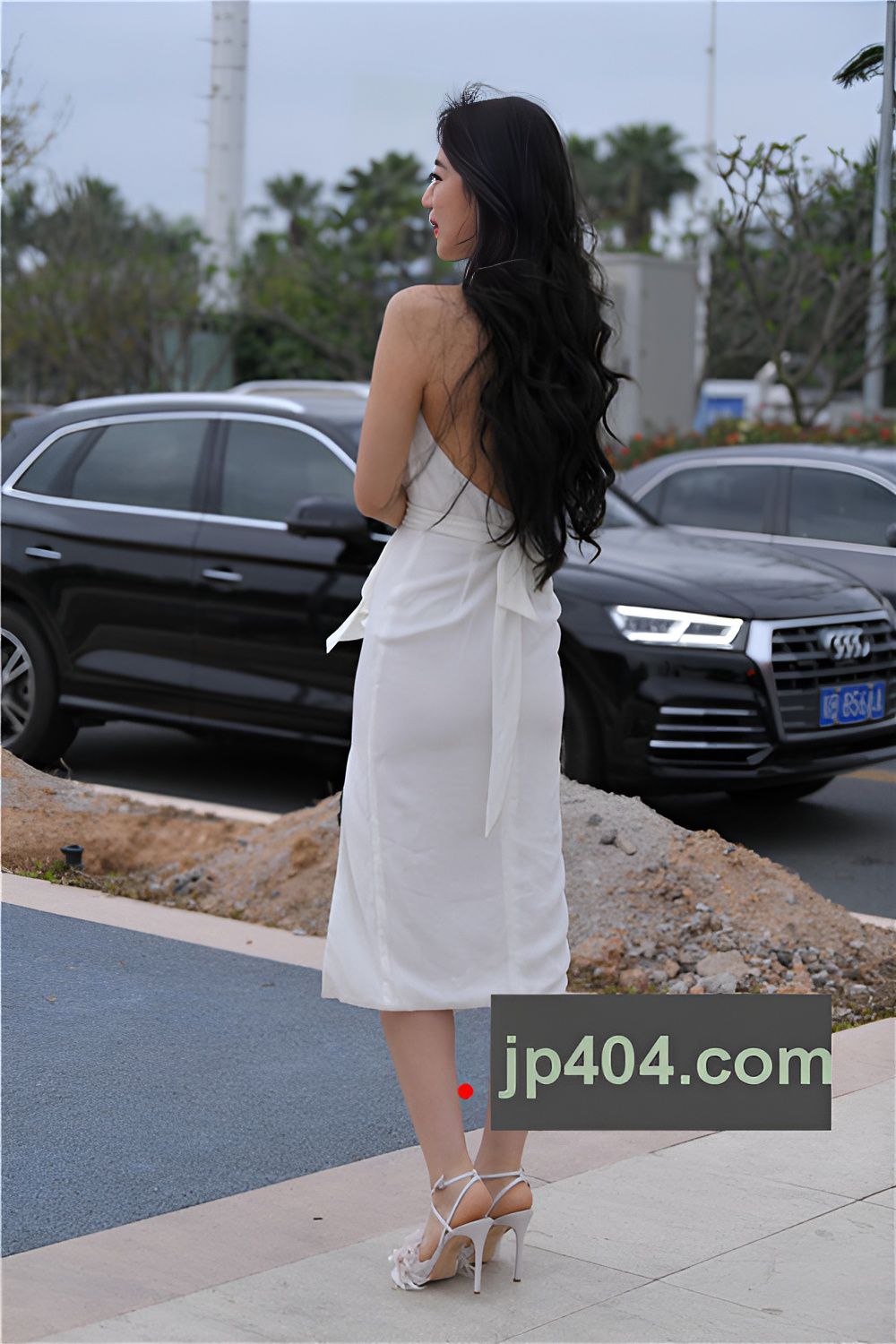 漂亮的白裙美女(81P)[2.17G/JPG]