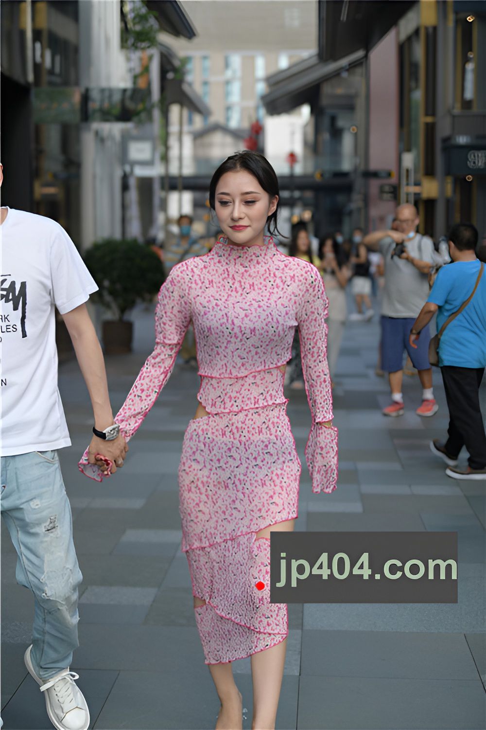 粉色长裙美女(79P)[0.99G/JPG]