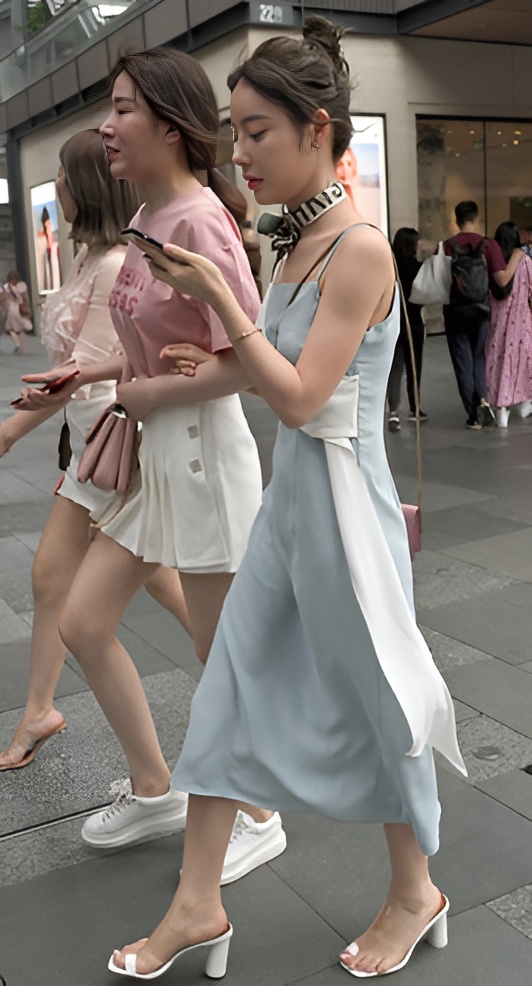 三个漂亮的美女(81P)[2.49G/JPG]