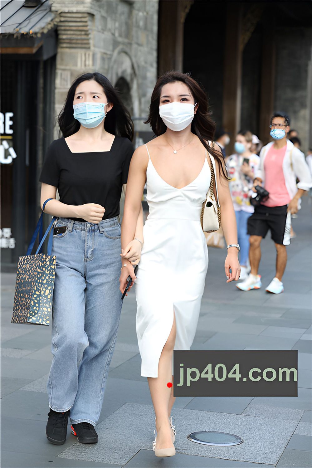 白色吊带长裙MM(54P)[371M/JPG]