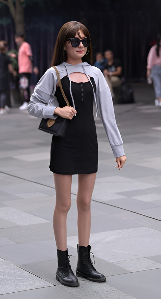 黑色连体裙妹子(49P)[1.01G/JPG]