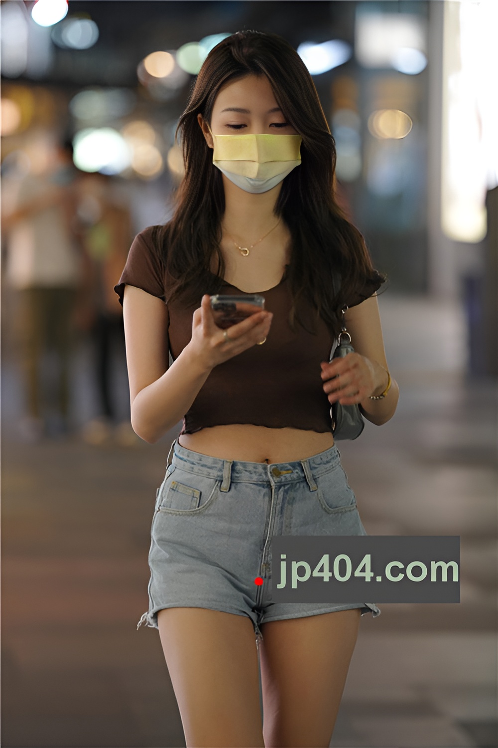 戴着口罩的露腰美女【套图+视频】