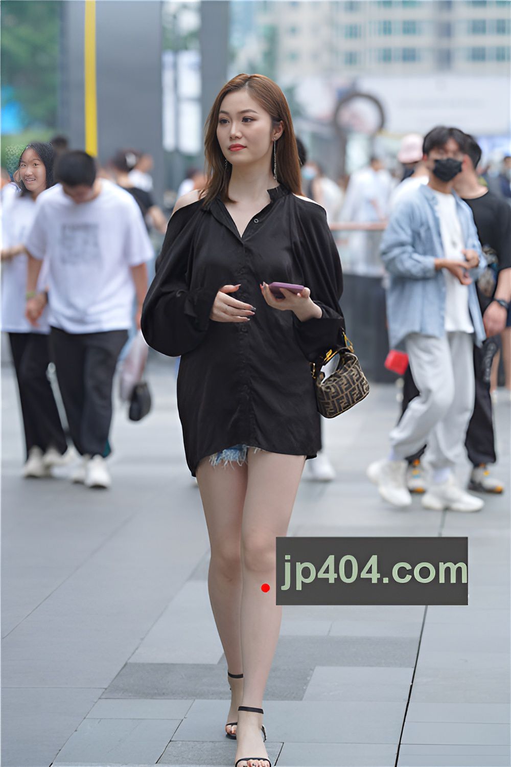 两个漂亮的美女【套图+视频】