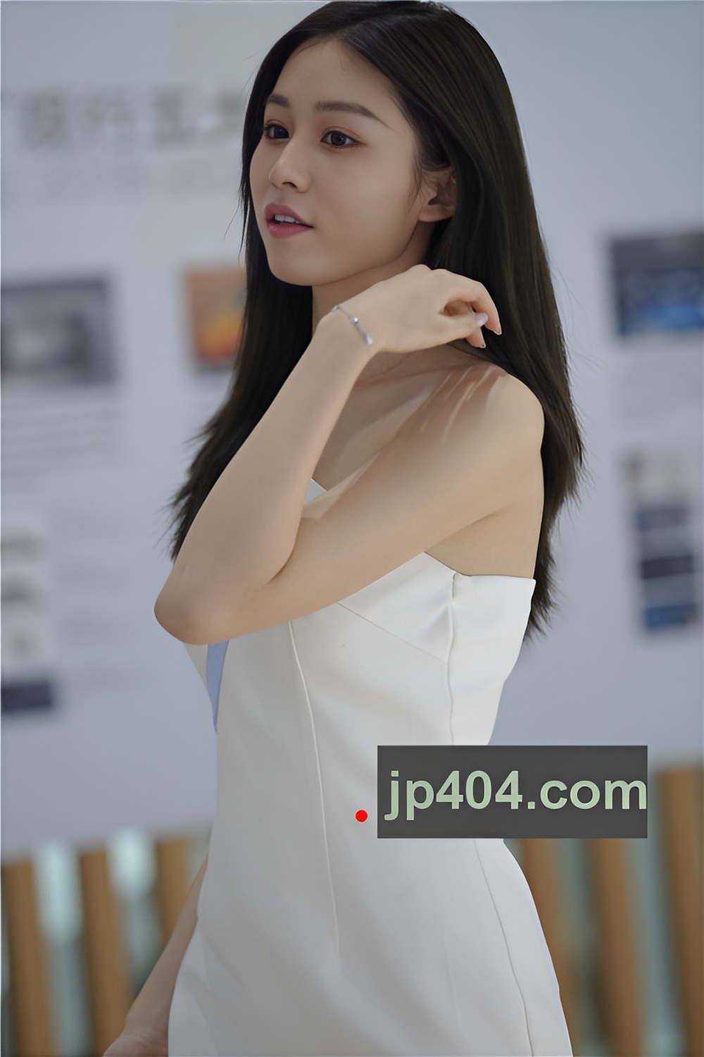 漂亮的模特小姐姐【套图+视频】