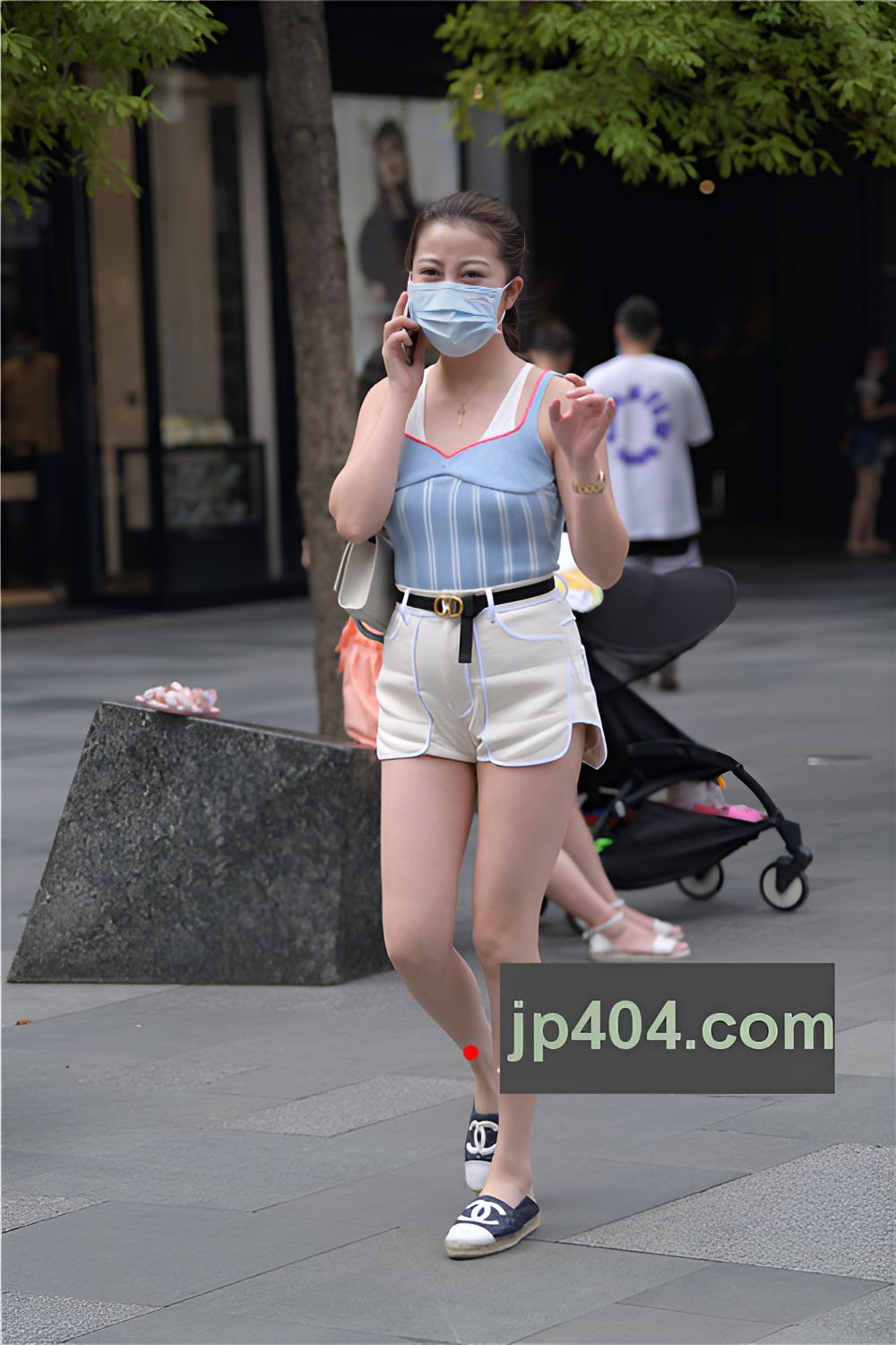 打电话的小姐姐(51P)[1.04G/JPG]