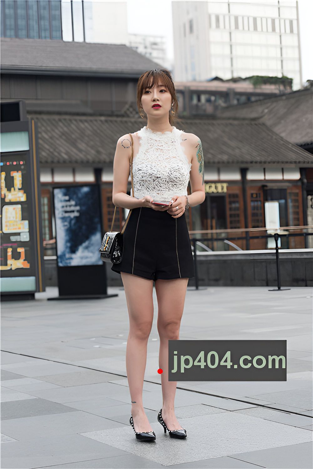 漂亮的镂空衣小姐姐(37P)[584M/JPG]