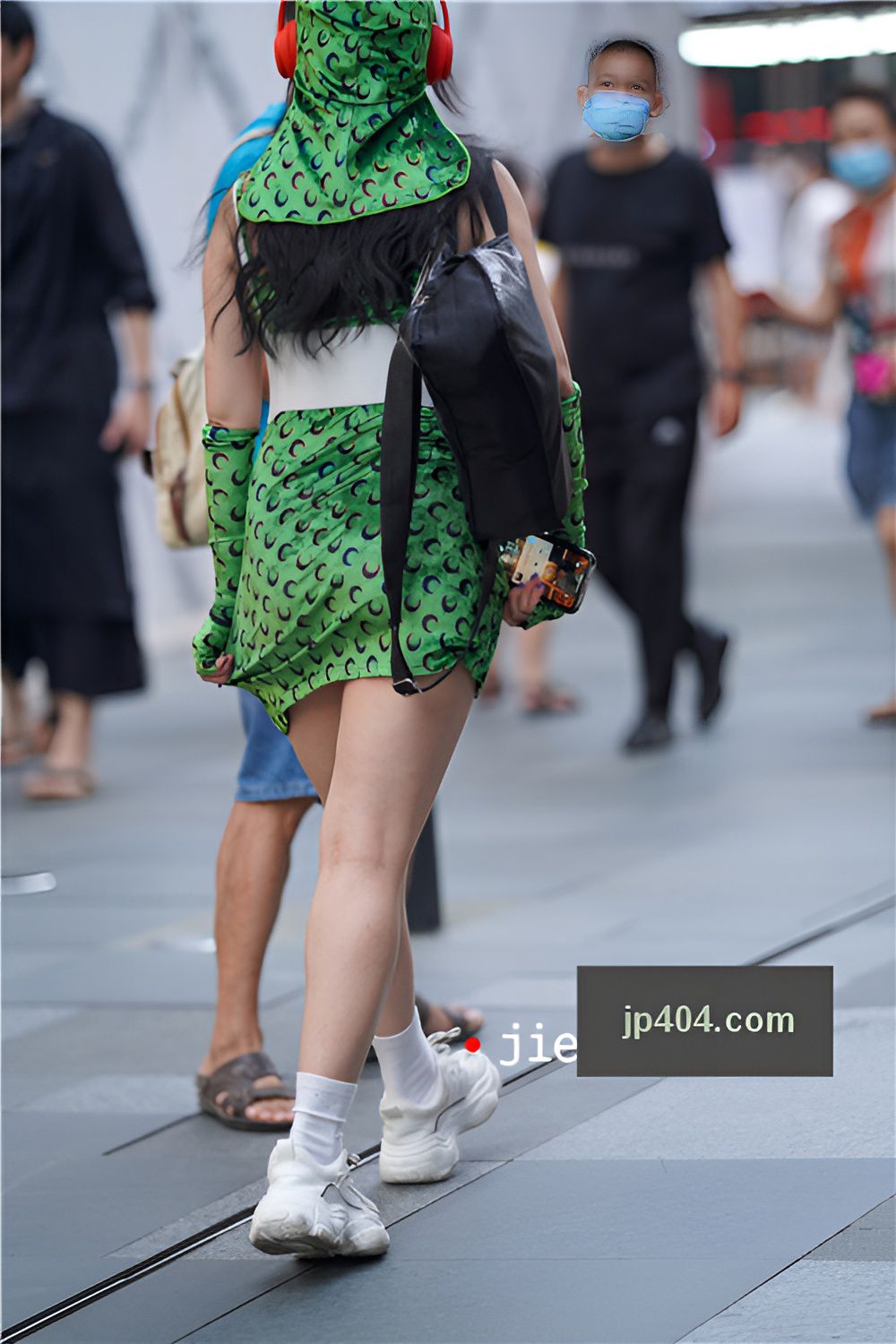 绿裙妹子(123P)[1.28G/JPG]