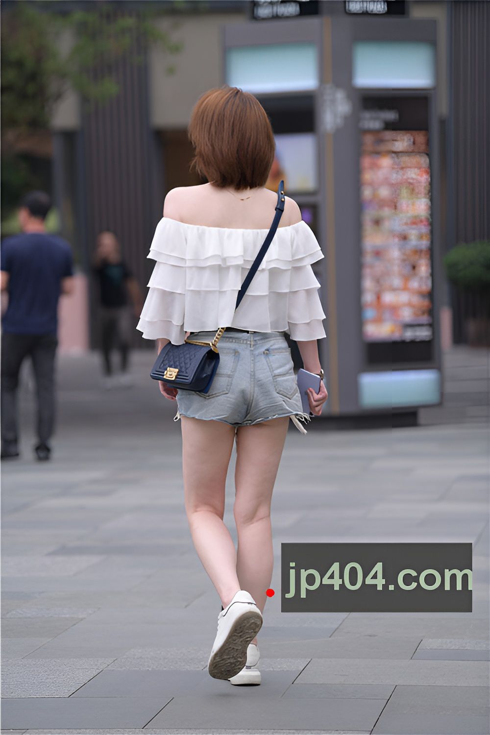 牛仔热裤妹子(49P)[1.03G/JPG]