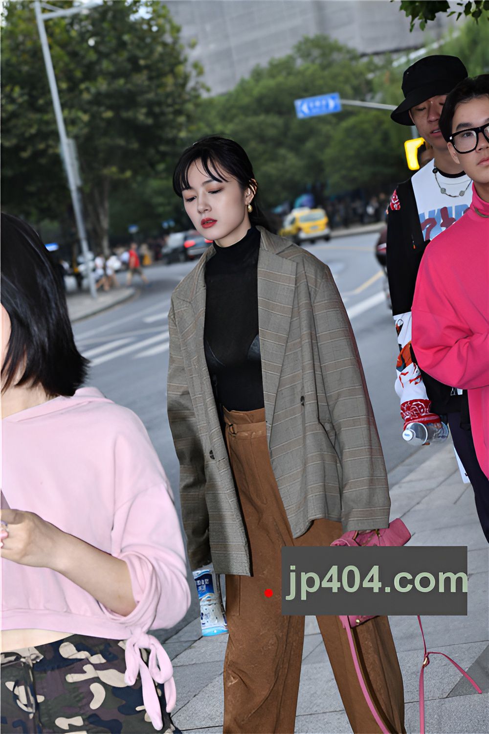 白白的小姐姐(22P)[524M/JPG]