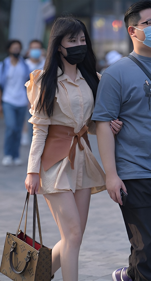 戴着口罩的漂亮小姐姐(112P)[2.52G/JPG]