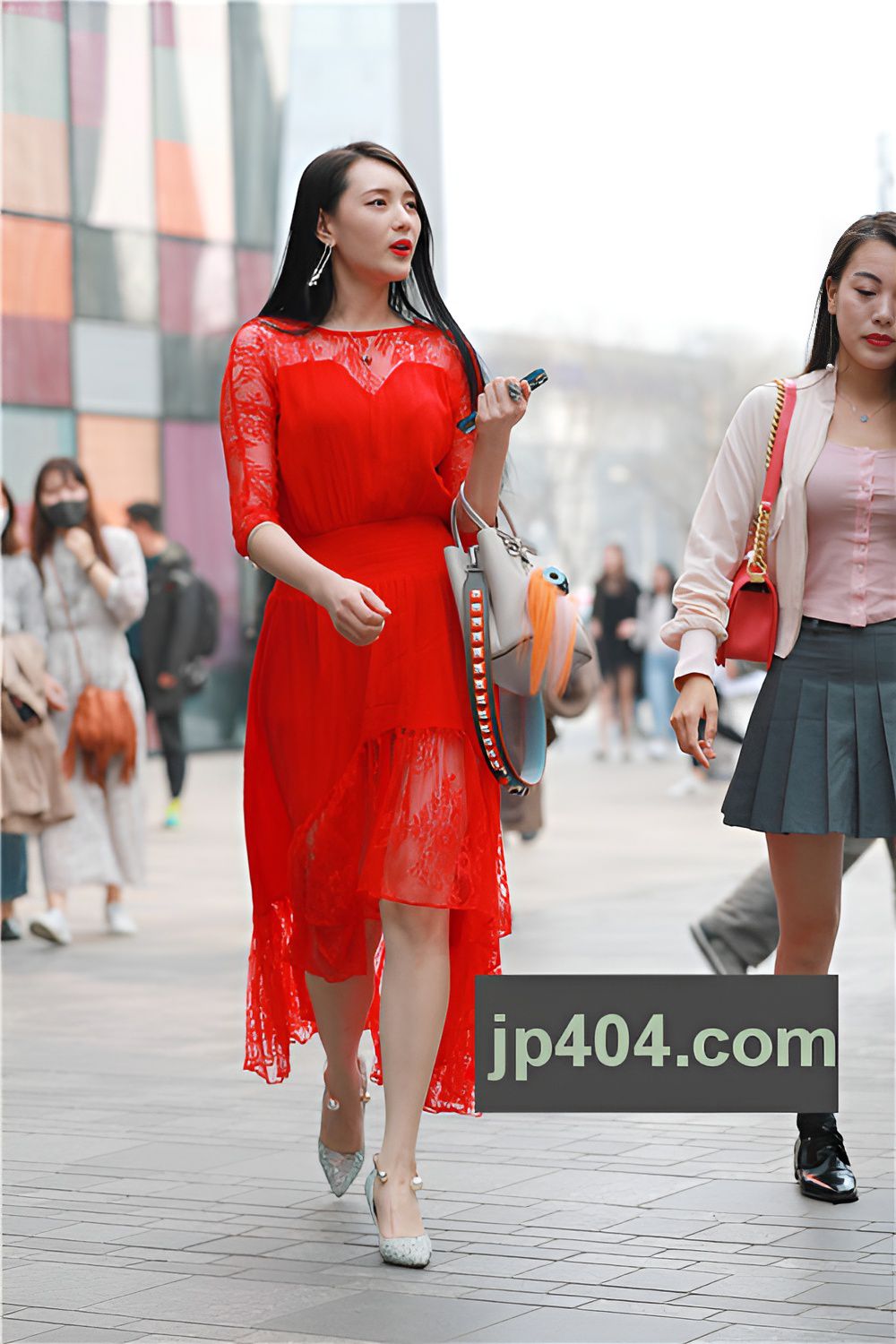 红色长裙美女(20P)[217M/JPG]