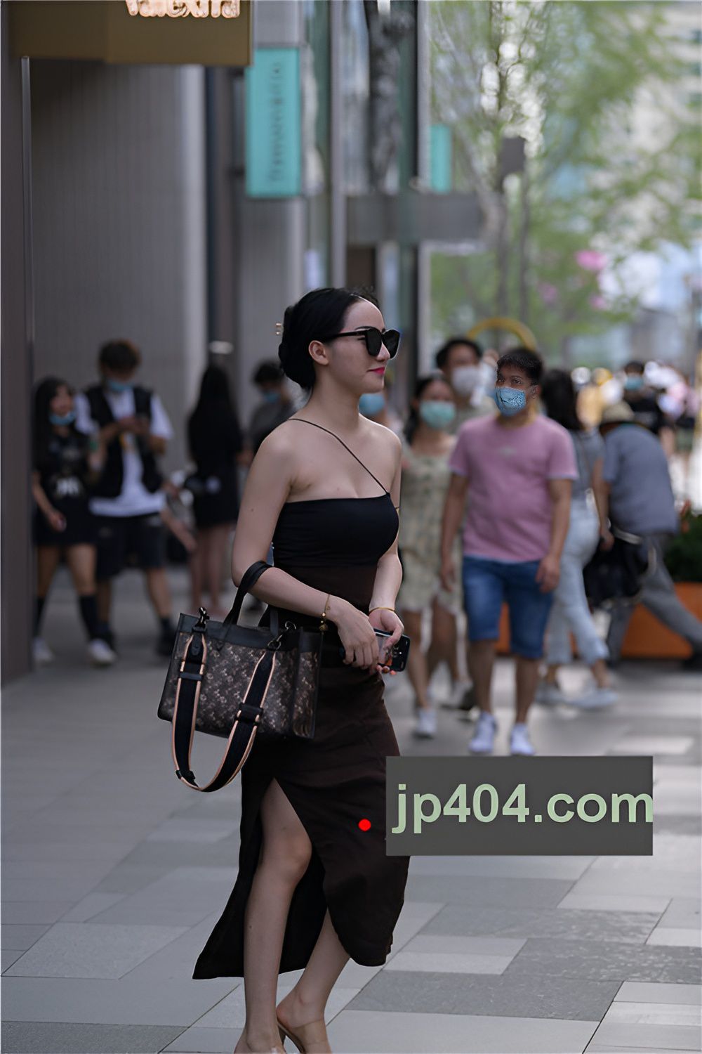 一字抹胸装小姐姐(80P)[1.66G/JPG]