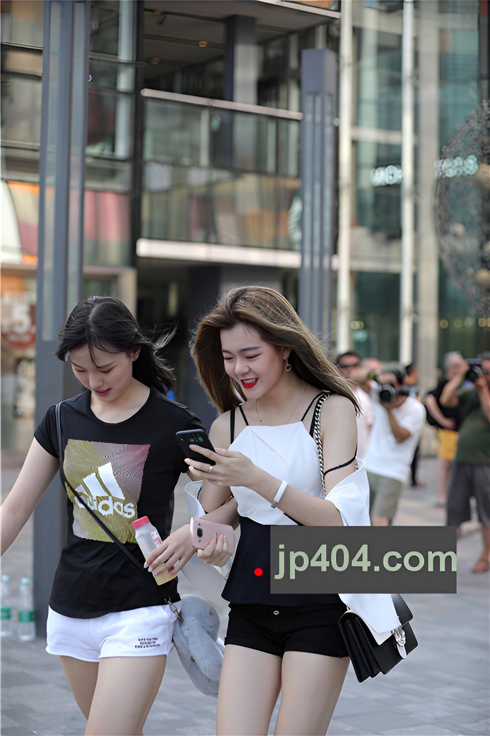 漂亮的妹子(51P)[492M/JPG]