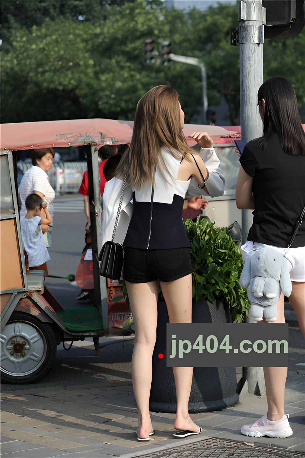 漂亮的妹子(51P)[492M/JPG]