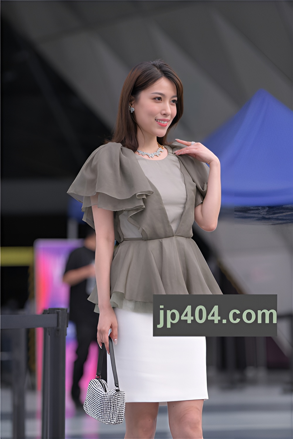 白裙妹子(86P)[1.72G/JPG]