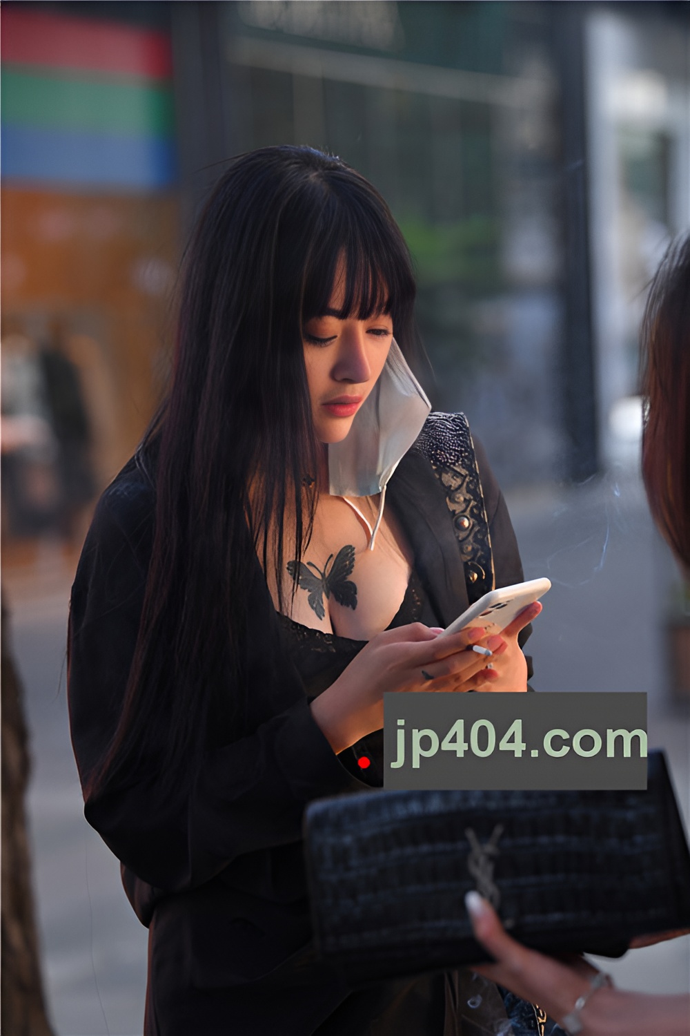 蝴蝶纹身的小姐姐(85P)[1.2G/JPG]