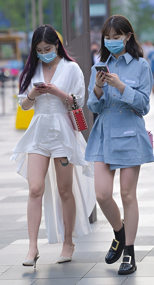 两个漂亮的气质美女(39P)[496M/JPG]