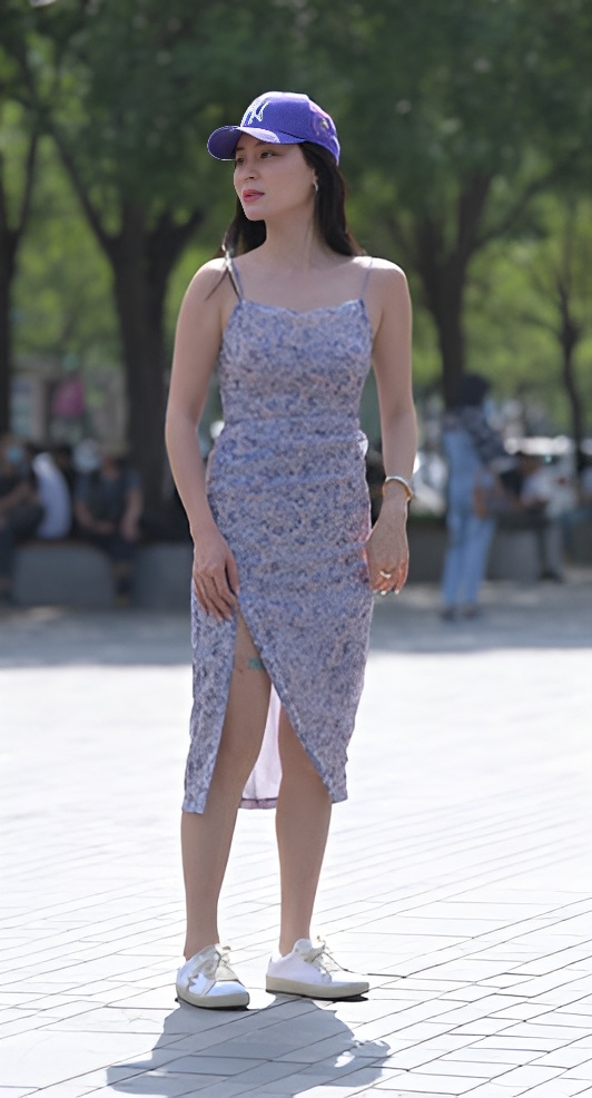 吊带长裙小姐姐(86P)[1.66G/JPG]