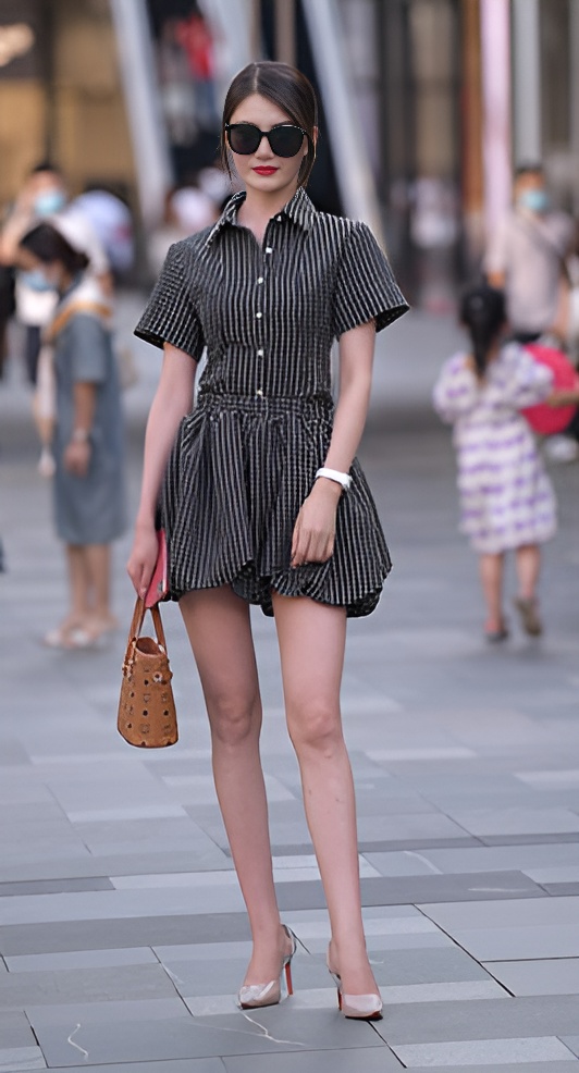 酷酷的墨镜美女(208P)[4.8G/JPG]