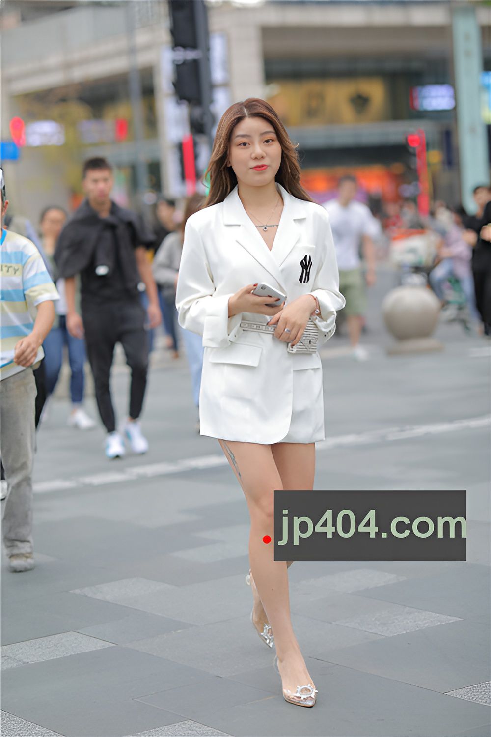 漂亮的美腿美女【套图+视频】