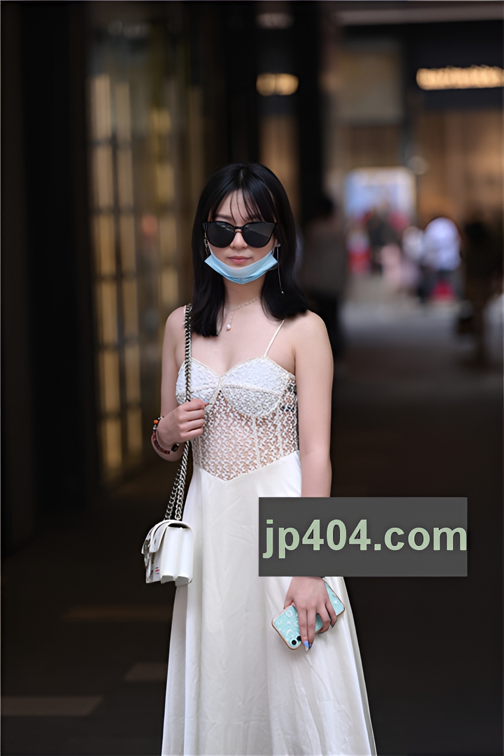 性感的镂空吊带长裙小姐姐【套图+视频】