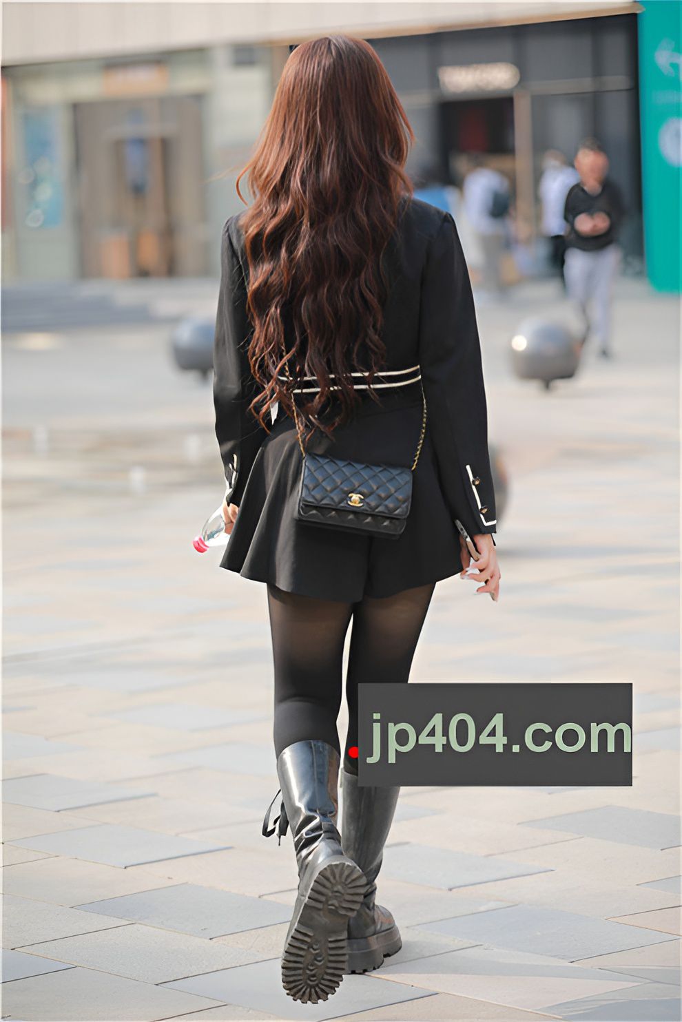 黑丝短裙妹子【套图+视频】