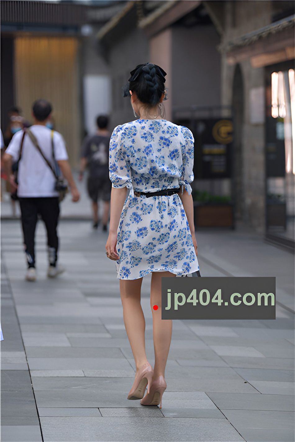 （套图）花裙美女(207P)[4.5G/JPG]