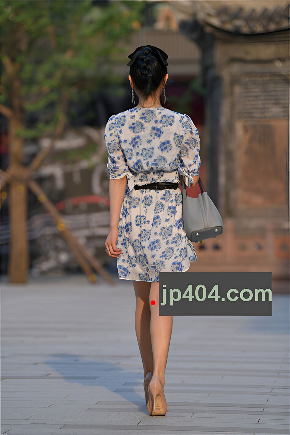 （套图）花裙美女(207P)[4.5G/JPG]