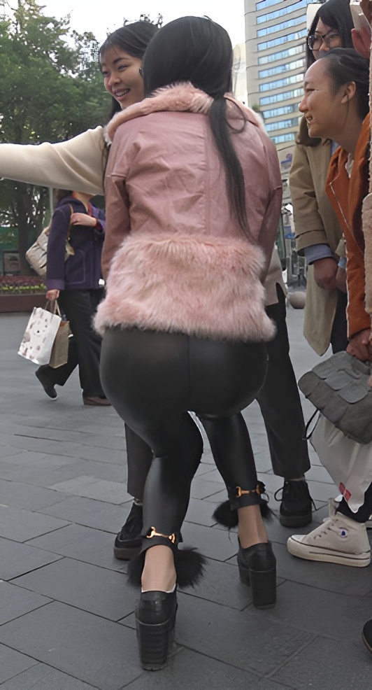 皮裤妹子[2.61G/MP4]