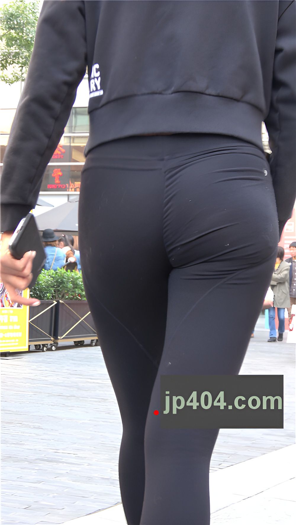 黑色紧身裤健身美女[1.7G/MP4]