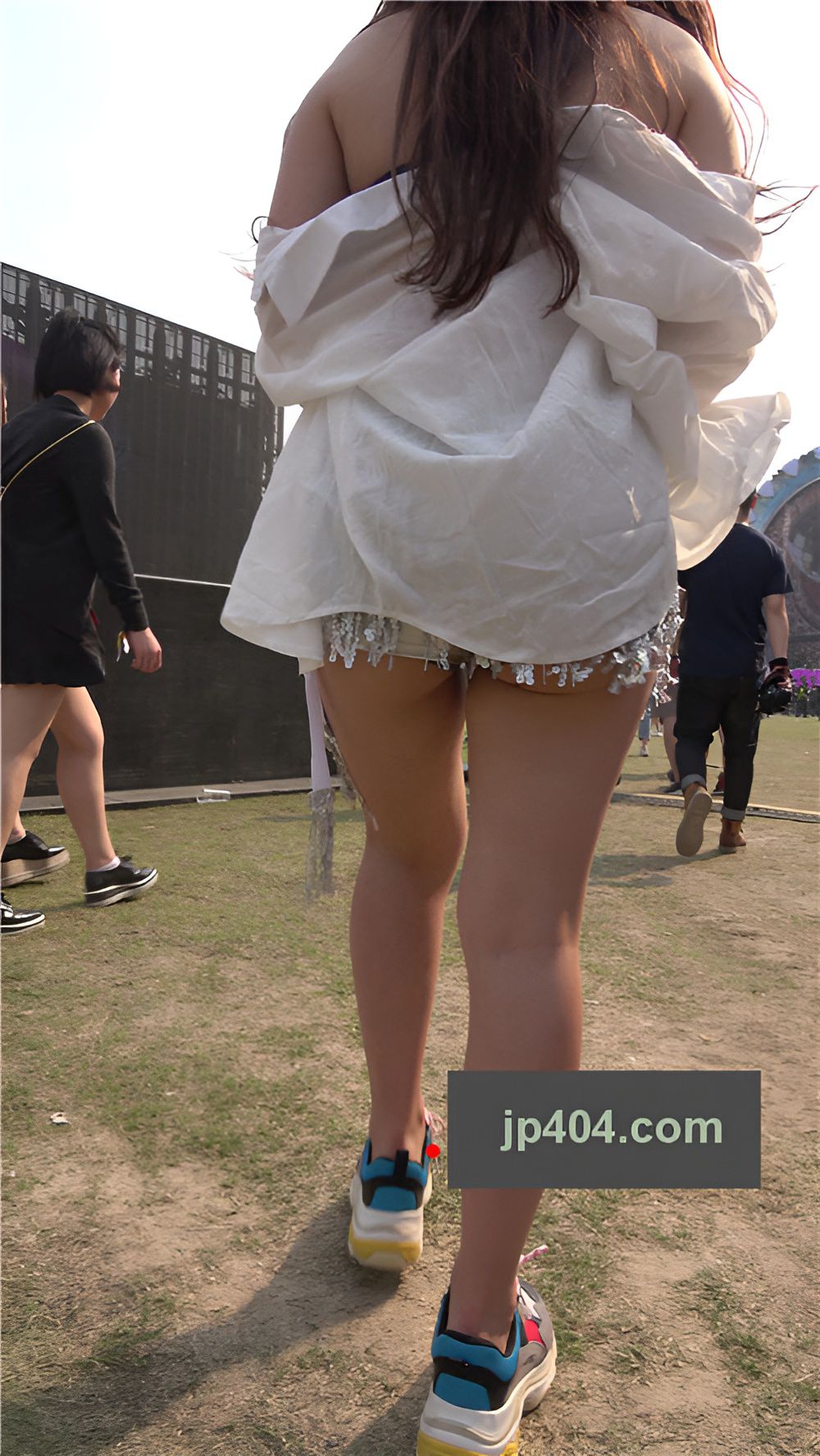 极品丰腴月牙妹儿[1.13G/MP4]